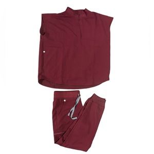 Rafaela Oversized Scrub Top and Zamora Jogger Scrub Pants size medium